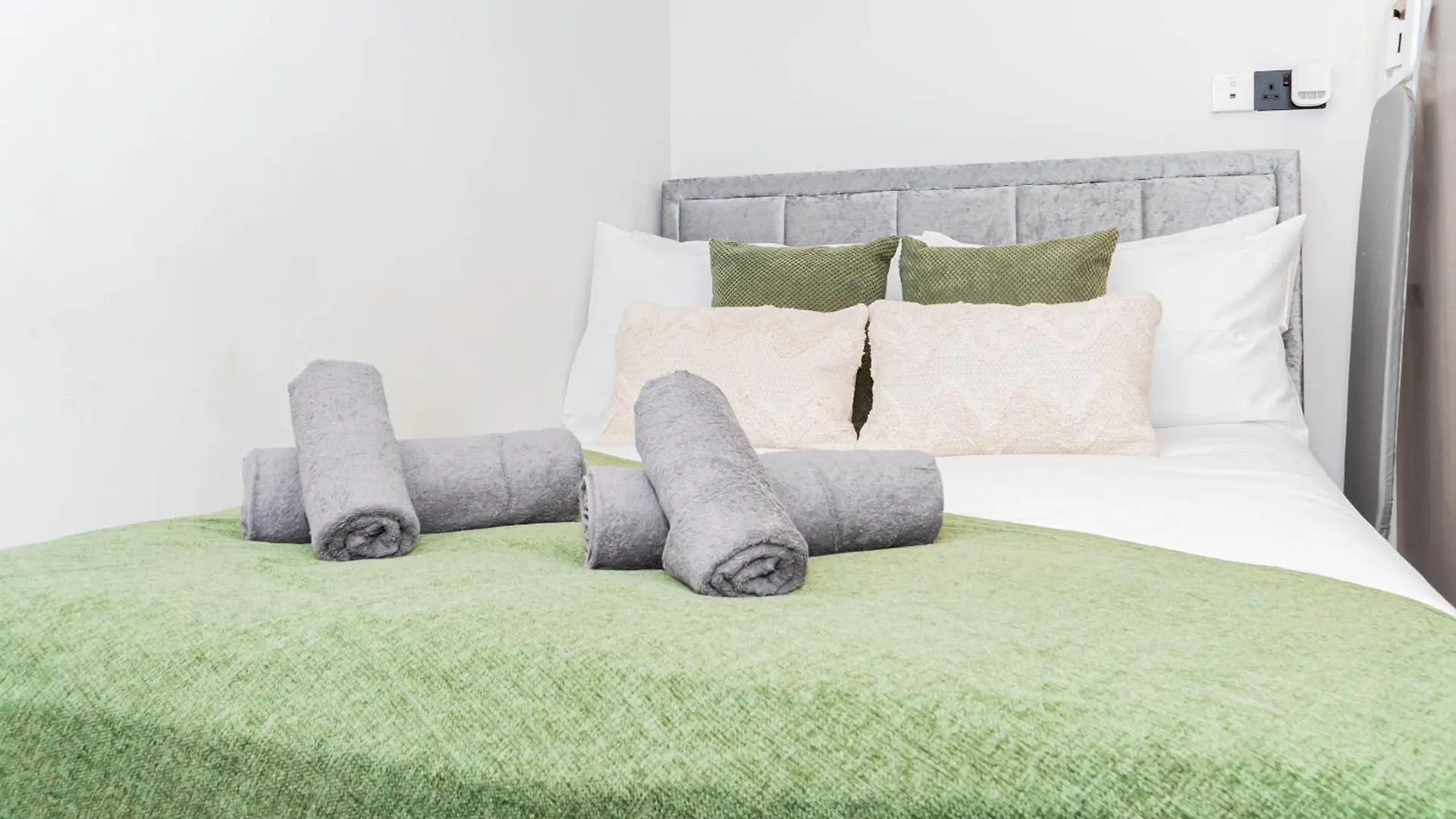 Vibrant Studio Near The Nottingham Castle Apartment